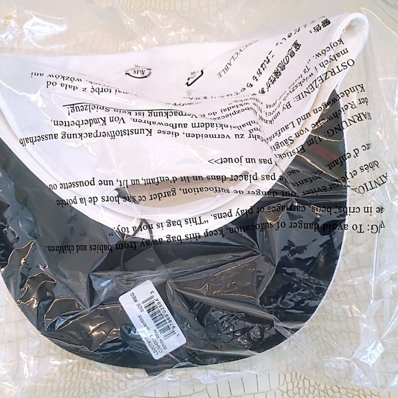 (Sold Out) Tiger Woods Sun Day Red Jupiter Mid Hat- White (Regular) - Picture 4 of 10